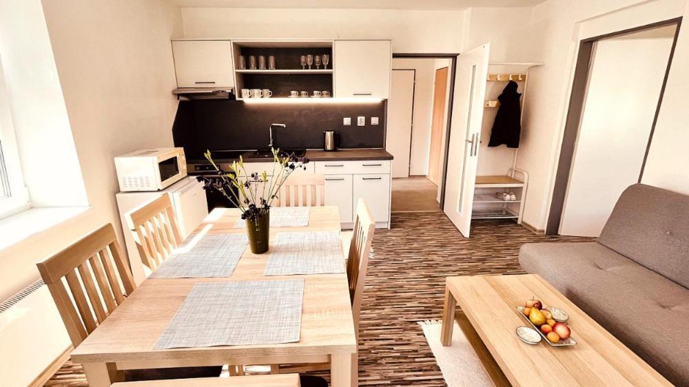 Apartmany Hvezdecka Broumov Bagian luar foto