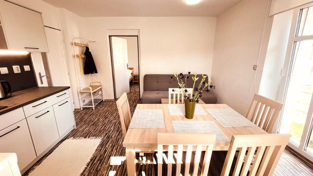 Apartmany Hvezdecka Broumov Bagian luar foto