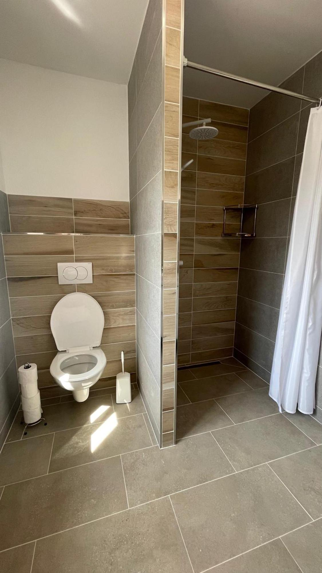 Apartmany Hvezdecka Broumov Bagian luar foto